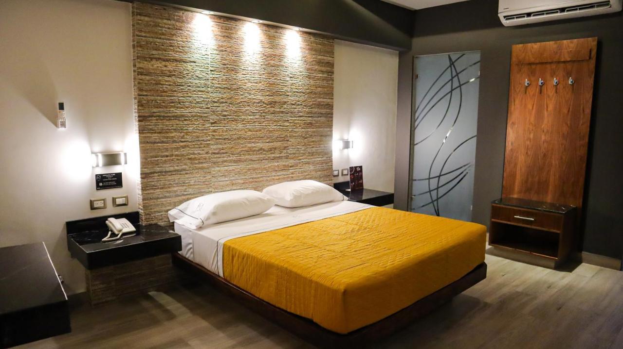 Hotel Myst. Monterrey Bagian luar foto