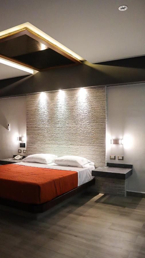 Hotel Myst. Monterrey Bagian luar foto